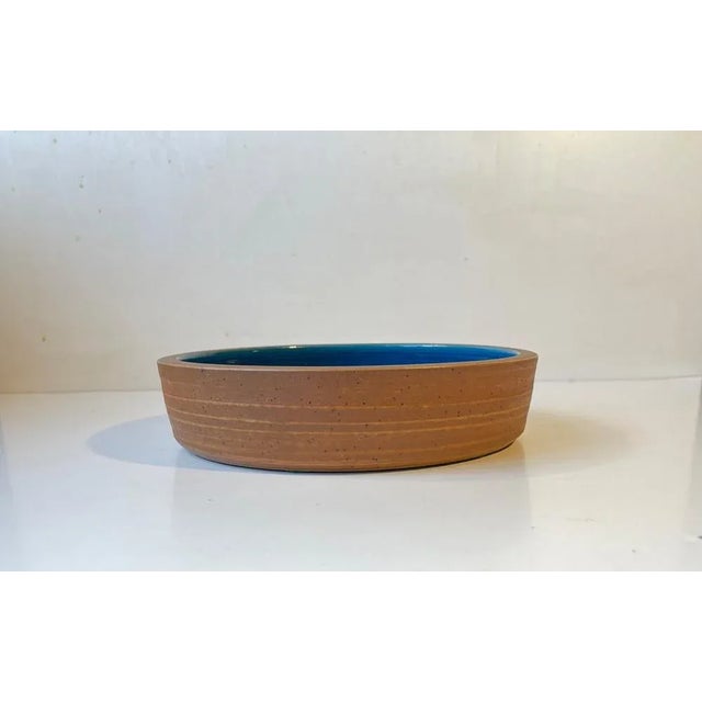 Mid-Century Modern Vintage Stoneware Bowl with Abstract Blue Decor by Jørgen Mogensen for Royal Copenhagen, 1960s For Sale - Image 3 of 12
