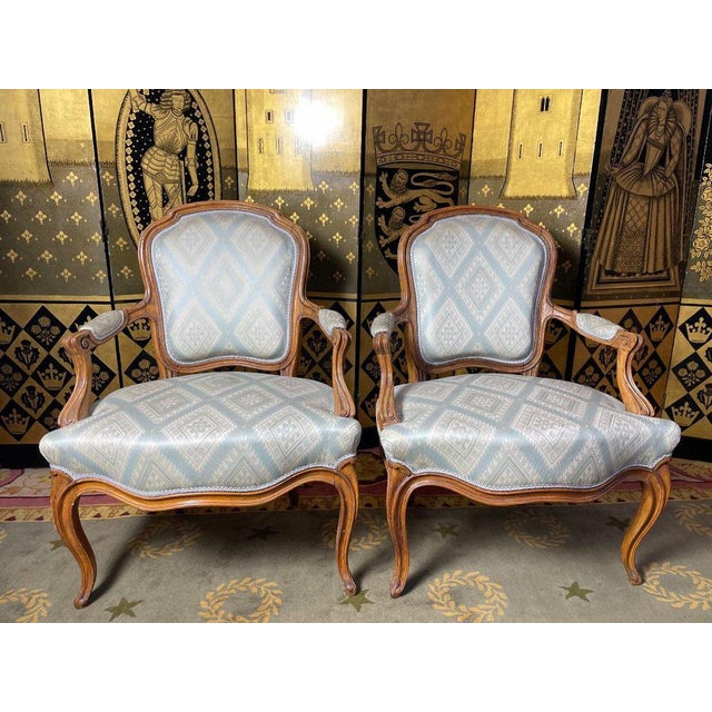 Set of Louis XV Cabriolet Armchairs For Sale - Image 6 of 6