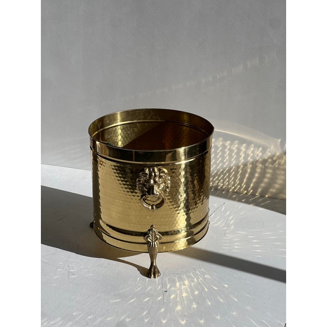 Pair of Large Vintage Brass Lion Head Planters, Attributed to Bristol Brass, Hollywood Regency For Sale - Image 4 of 15