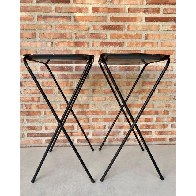 Early 20th Century Mid Century Modern Black Metal Serving Tray on Folding Stand by Crest Line For Sale - Image 6 of 18