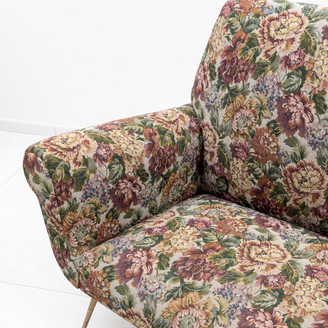 Mid-Century Modern Italian Sofa in thhe style of Gigi Radice for Minotti, 1950s For Sale - Image 6 of 9