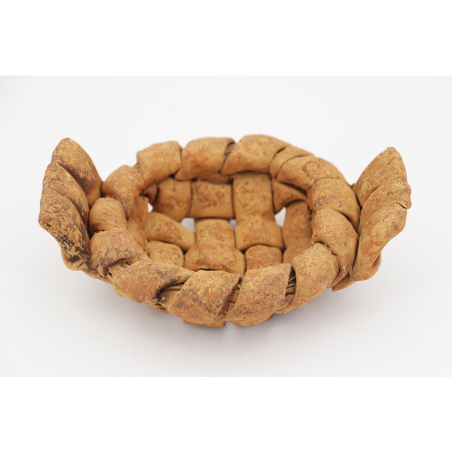 1950s 1950s Fishwife Basket Card Receiver or Trinket Tray, Earthenware, Portuguese For Sale - Image 5 of 17