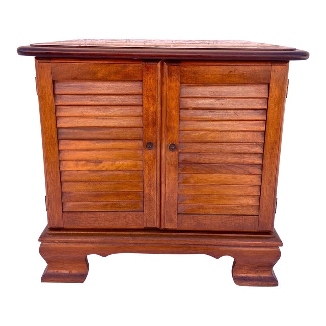 Vintage Ethan Allen Heirloom Maple Nutmeg Commode Table With Record