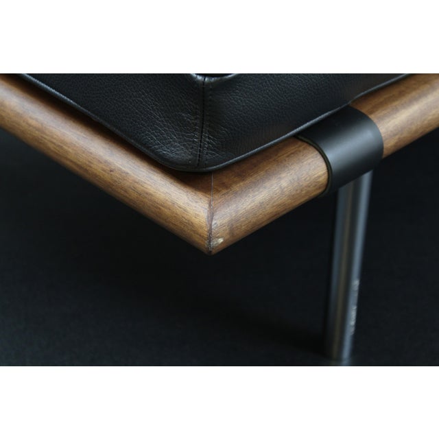 Daybed in Black Leather by Ludwig Mies van der Rohe for Knoll International, 2010s For Sale - Image 6 of 9