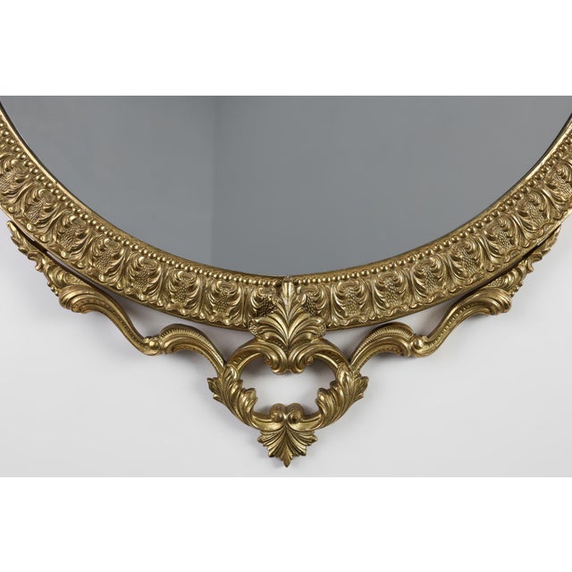 Metal 20th Century Neo‑Classical French Round Mirror in Copper Finish, 1970s For Sale - Image 7 of 11