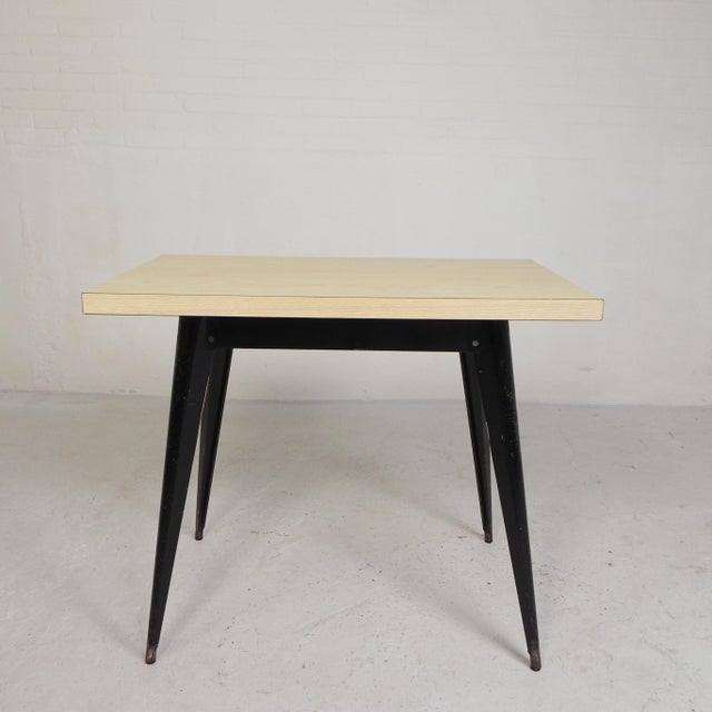 Model Tolix T55 Bistro Table with Formica Top from Henri Julien, 1950s For Sale - Image 4 of 18
