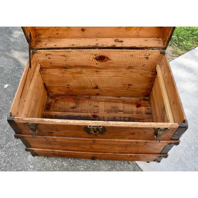 Antique Edwardian Style Pine & Metal Steamer Trunk For Sale - Image 10 of 14