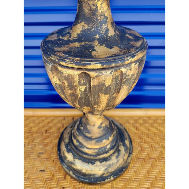 1970s Vintage 5 Light Baroque Style Regency Gold Gilded Crystal Candelabra Table Lamp For Sale - Image 5 of 6