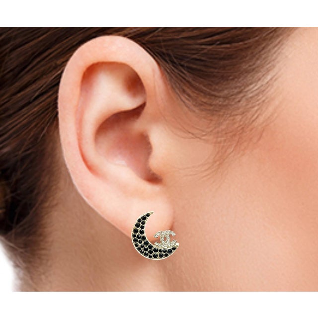 Chanel Super Rare Star Moon Black Crystal CC Small Piercing Earrings *Marked 09 *Made in Italy *Comes with the original...