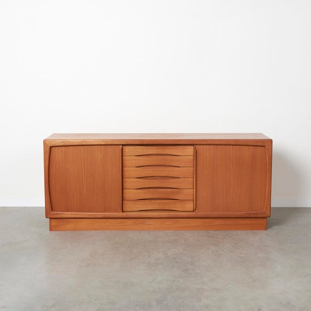 Brown Danish Sideboard in Teak from Dyrlund, 1986 For Sale - Image 8 of 14