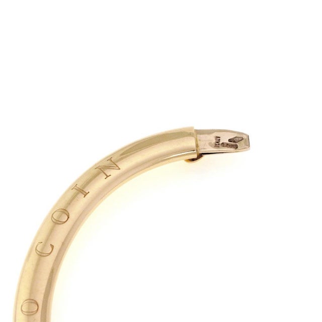 Contemporary Roberto Coin Bracelet 18k Yellow Gold Engraved Hinged Bangle For Sale - Image 3 of 5