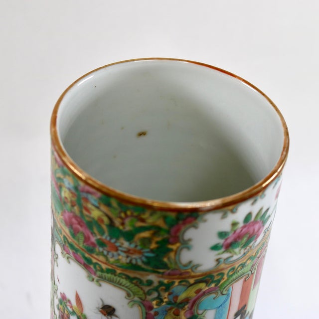 19th Century Unmarked Chinese Porcelain Rose Medallion Cylinder Vase For Sale - Image 4 of 16