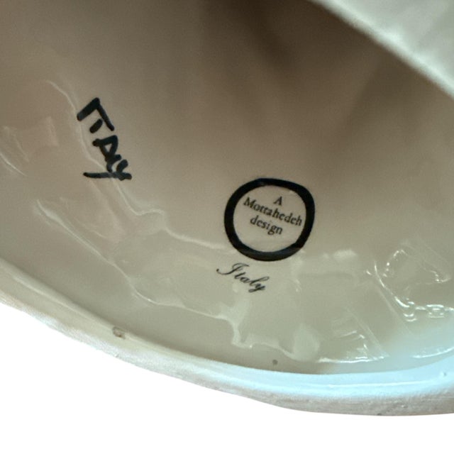 1960s Pair of Mottahedeh Italian Ceramic Hoopoe Birds – Meissen-Inspired Hand-Painted Sculptures For Sale - Image 9 of 9