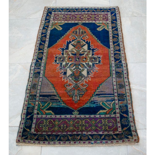 Hand Knotted 1. Class Turkish Small Rug - 1'10" X 3'3" For Sale - Image 4 of 10