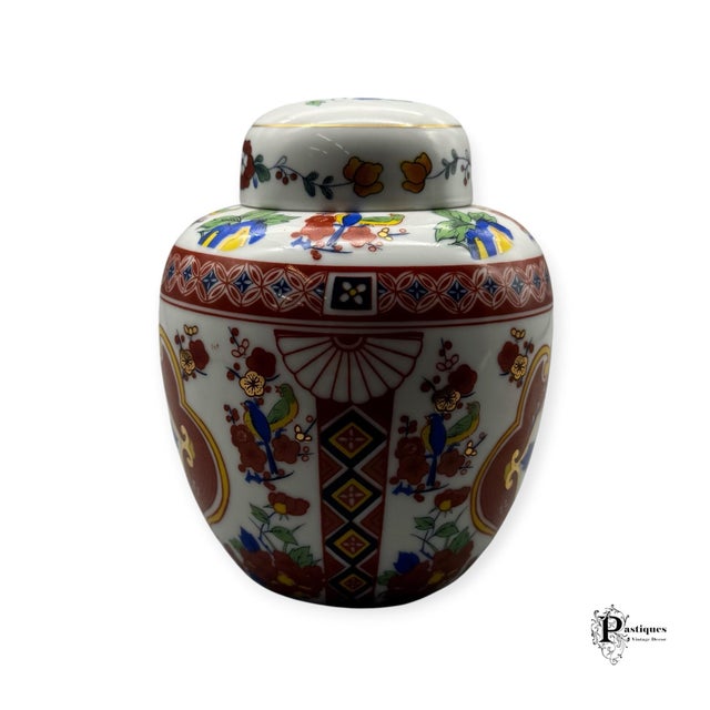 Chinoiserie Vintage Chinoiserie Style Floral Imari Ginger Jar For Sale - Image 3 of 8