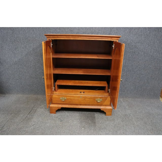 Early 21st Century Stickley Linen Press/Media Cabinet For Sale - Image 5 of 13