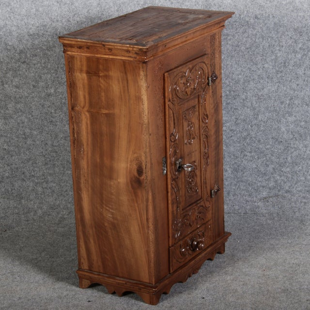 Small Antique Baroque Walnut Wall Cabinet, 1750s For Sale - Image 10 of 18
