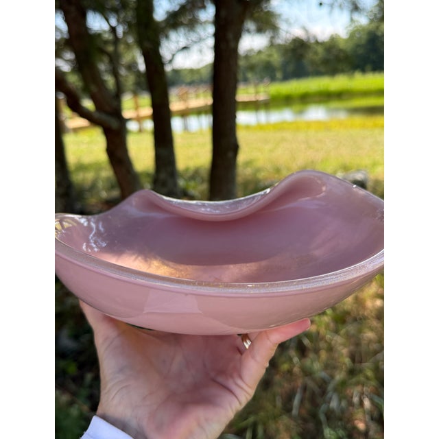 Vintage Mid-Century Murano Glass Centerpiece Bowl - Attributed to Alfredo Barbini For Sale - Image 9 of 12