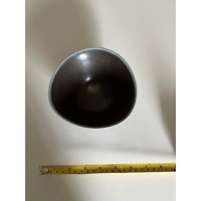 1950’s Carl Harry Stålhane for Rörstrand Stoneware Bowl For Sale In Philadelphia - Image 6 of 6