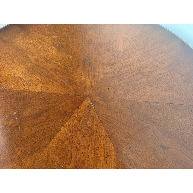 Vintage Queen Anne Style Mahogany Round Pedestal Occasional / Dining Table For Sale - Image 12 of 18