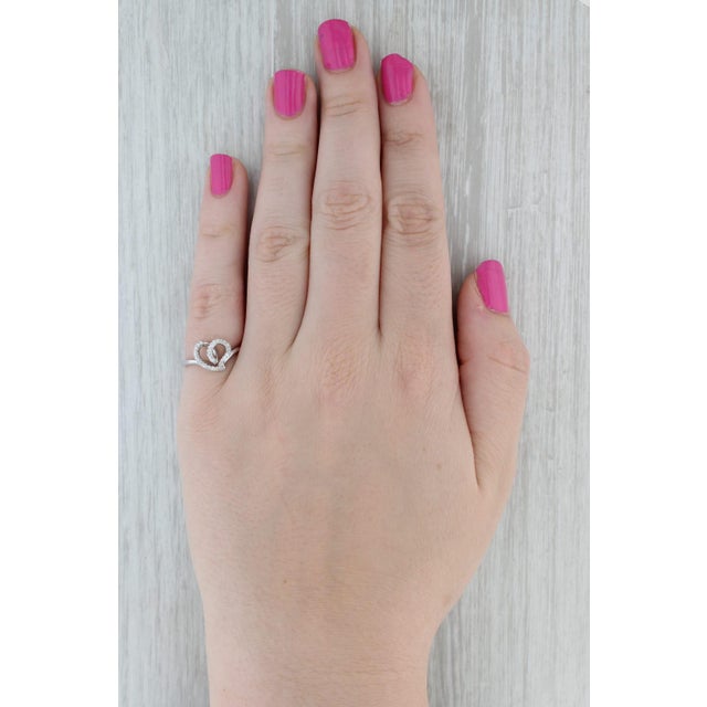 Piero Milano Diamond Heart Swirl Ring 18k White Gold With Box Size 7 For Sale - Image 9 of 9