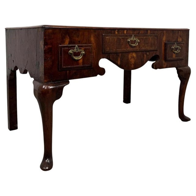 Antique English Queen Anne Style Walnut Side Table, 1700s For Sale - Image 4 of 12