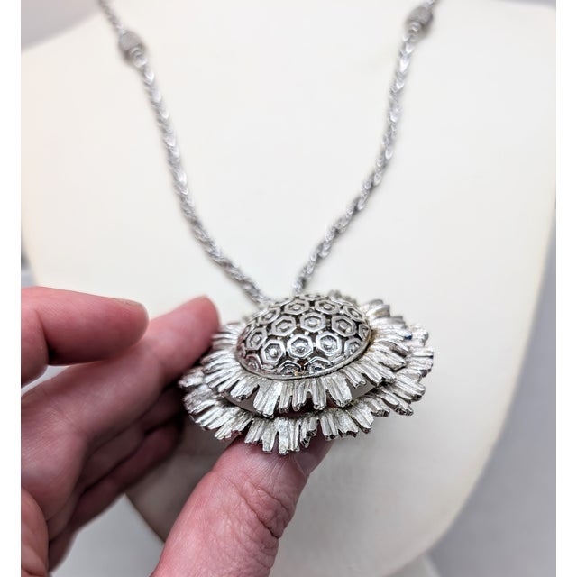 Monet Vintage 1960s Signed Monet Rhodium Plated "Atomic" Pendant Necklace For Sale - Image 4 of 10