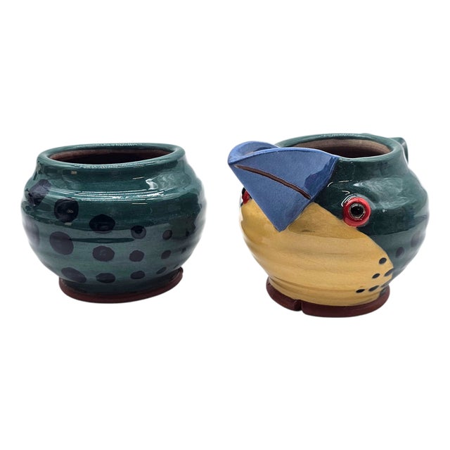 Gillian McMillan Avix Kookaburra Jug and Sugar Bowl Pair Signed Earthenware Studio Pottery 2008 For Sale