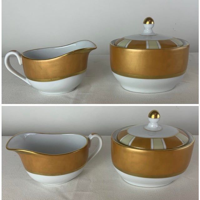 Haviland Tea Service Made in Limoges, France. 19 Pieces in the Serengeti Pattern. For Sale - Image 11 of 12
