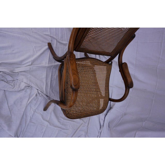 Attributed Thonet Folding Chair With Footstool – Austria, 1880s For Sale - Image 9 of 10