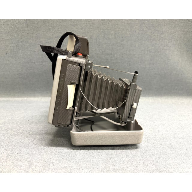 Polaroid Corporation Vintage 1960s Polaroid Land Camera – Model #220 For Sale - Image 4 of 9