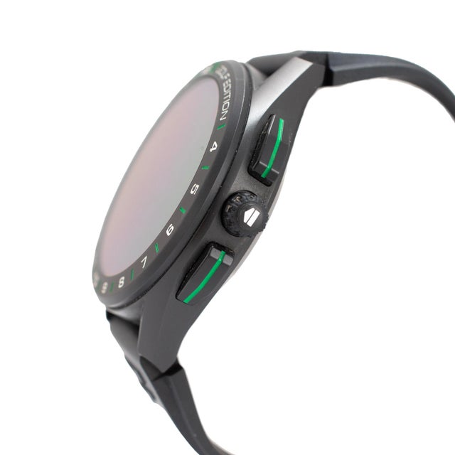 Early 21st Century Tag Heuer Connected Golf Edition 45mm Sbg8a82 Black Titanium Quartz Smartwatch For Sale - Image 5 of 10