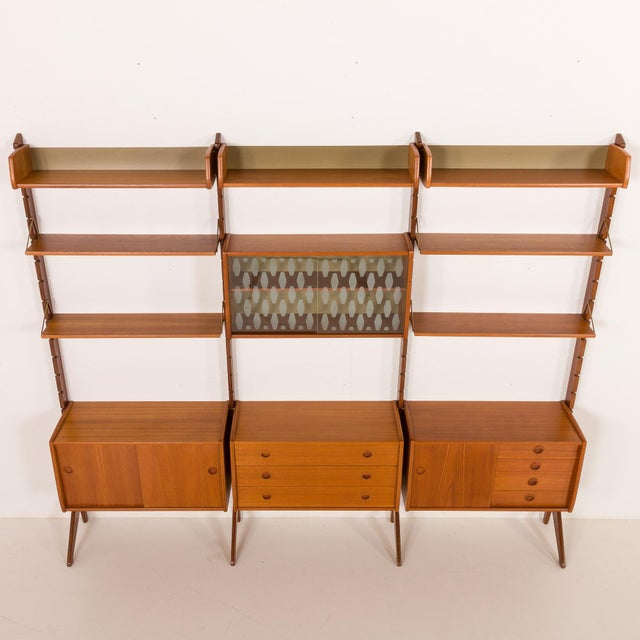 Brown Ergo Three-Bay Free-Standing Teak Wall Unit by John Texmon, Norway, 1960s For Sale - Image 8 of 18
