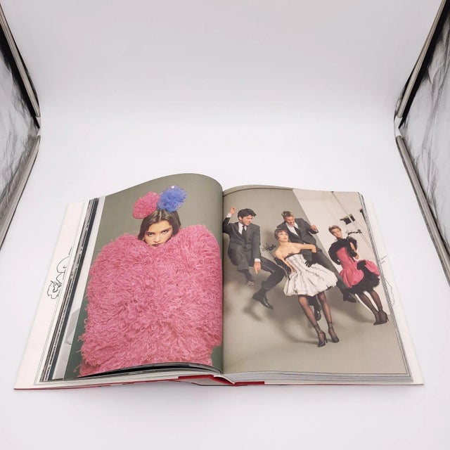 アート・デザイン・音楽 Blood Sweat And Tears / Bruce Weber Blood Sweat and Tears: Bruce Weber: 9783832790981: Amazon