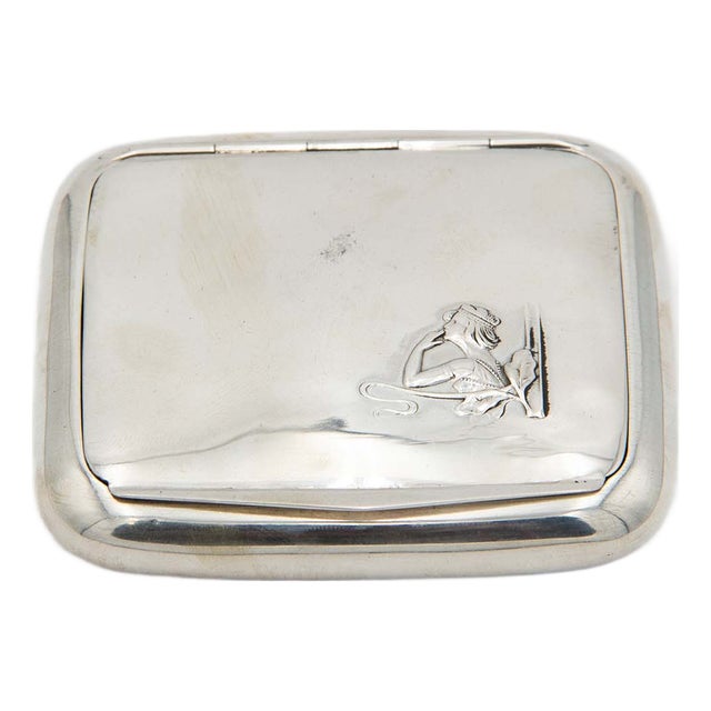 Rectangular Silver Snuffbox with Rounded Corners and Hinged Lid For Sale