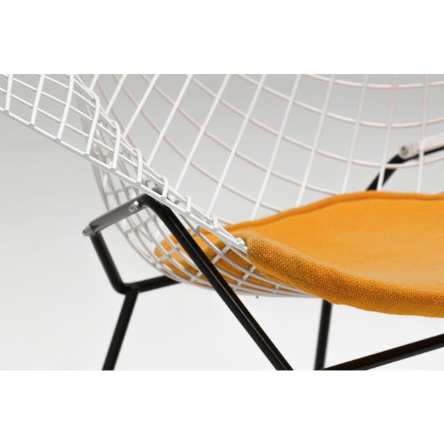 Diamond Chair with Yellow Seatpad by Harry Bertoia for Knoll Inc. / Knoll International, 1950s For Sale - Image 12 of 13