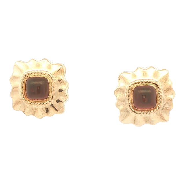 Late 20th Century Pair of Gold and Garnet Cabochon Earrings For Sale