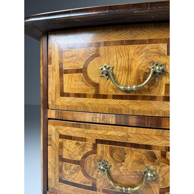 French Marquetry Chest of Drawers, 18th Century For Sale - Image 14 of 18