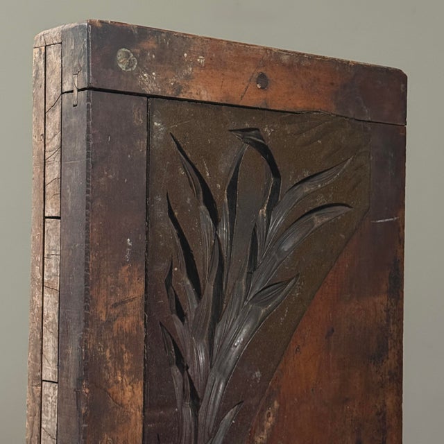 Wood Antique 19th-Century Neoclassical Plaster Wood and Metal Mold – Botanical Motif For Sale - Image 7 of 11