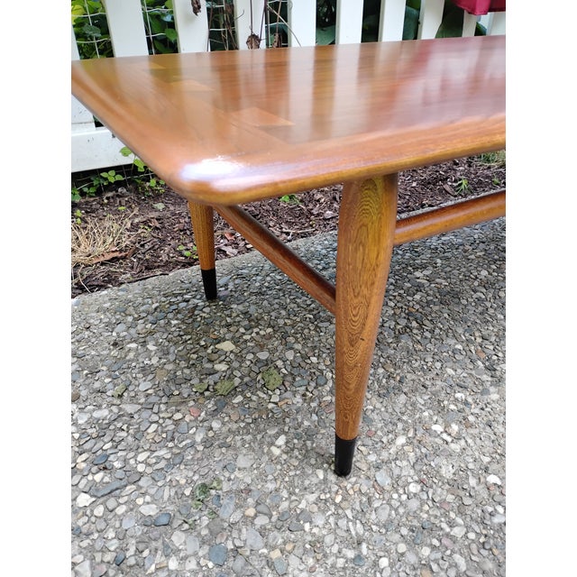 Chocolate Lane Furniture Acclaim Cocktail Coffee Accent Table Mid Century For Sale - Image 8 of 9