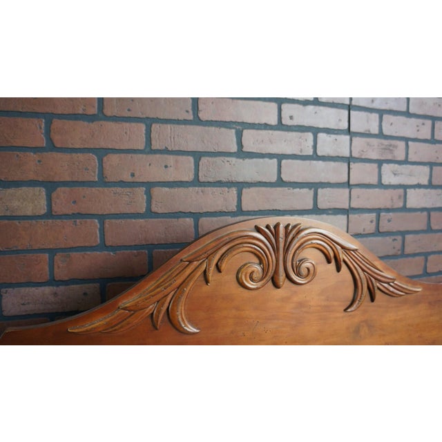 English Ethan Allen King Montego 4 Post Bed For Sale - Image 3 of 6