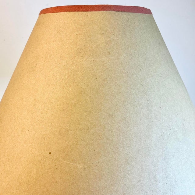 1980s Vintage Americana Farmhouse Arts & Crafts Accent Table Lamp. For Sale - Image 13 of 13