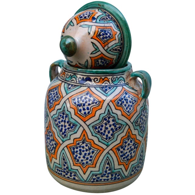 Ceramic Vase W/ Arabesque Design For Sale In New York - Image 6 of 11