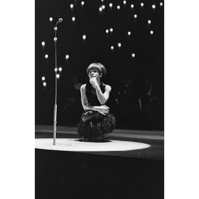 Shirley Bassey London Palladium Welsh singer Shirley Bassey during dress rehearsals for the Royal Variety Performance at...