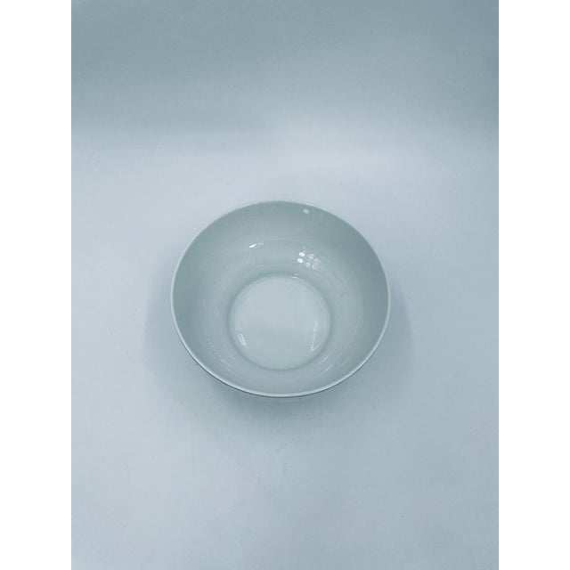 A bowl from the renowned Thomas Germany manufacturer, part of the prestigious Rosenthal group, from the 1960s and 1970s....