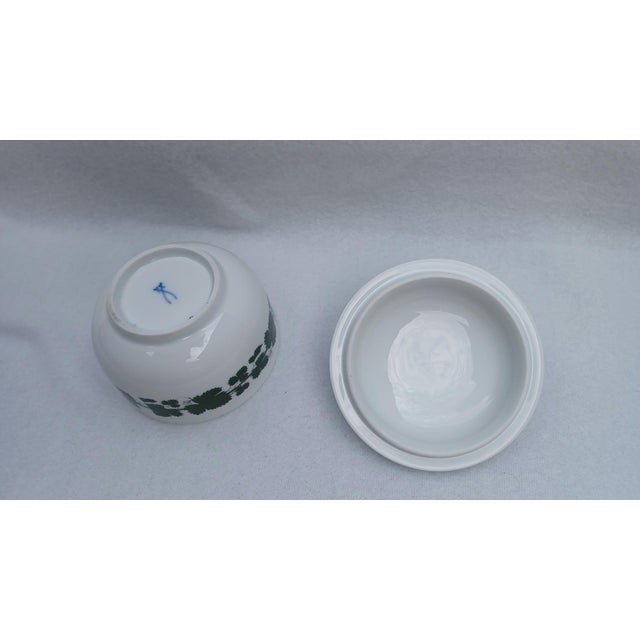 Porcelain Sugar Bowl with Vine Leaf Pattern from Meissen, 1930 For Sale - Image 6 of 9