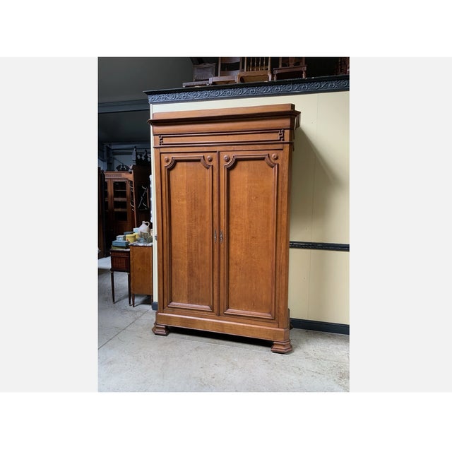 1900 - 1909 Antique Wardrobe in Oak, 1900 For Sale - Image 5 of 10