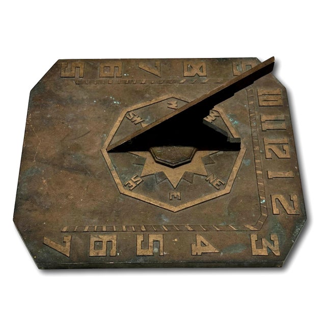 Unusual & Very Good Quality Art Deco Antique American Solid Cast Bronze Garden Sundial - Circa Early 20th Century For Sale In Boston - Image 6 of 18