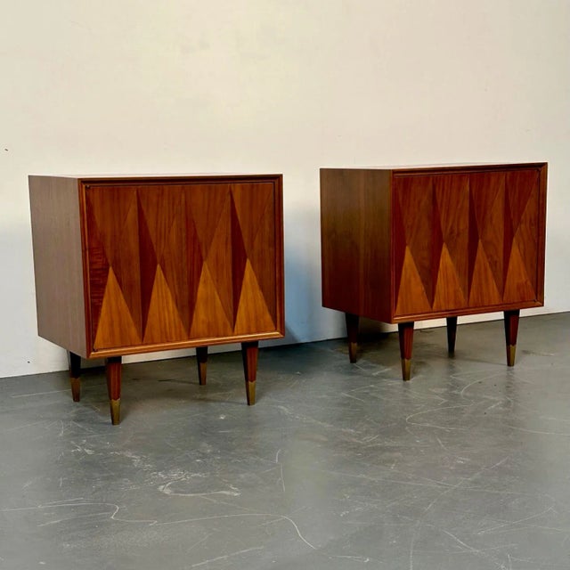 Chestnut Pair of Danish Mid-Century Modern Style Geometric Nightstands, Walnut, Brass For Sale - Image 8 of 13