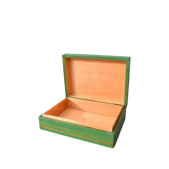 Green Mid 20th Century Mottadeh Chinese Empress Decorative Box For Sale - Image 8 of 12